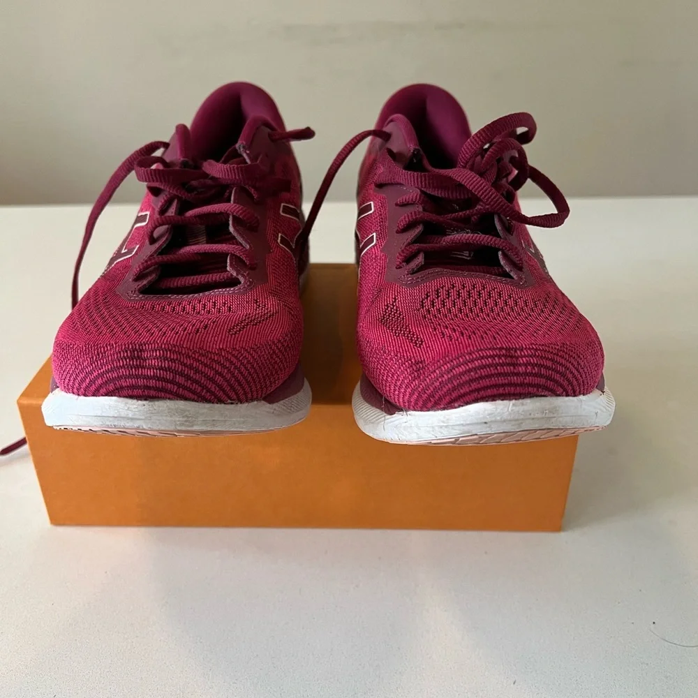 ASICS Running Shoes Size 11.5 - Picture 2 of 9